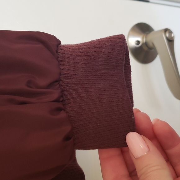Women's New Look Burgandy Bomber Jacket - Size 1X - Picture 4 of 12